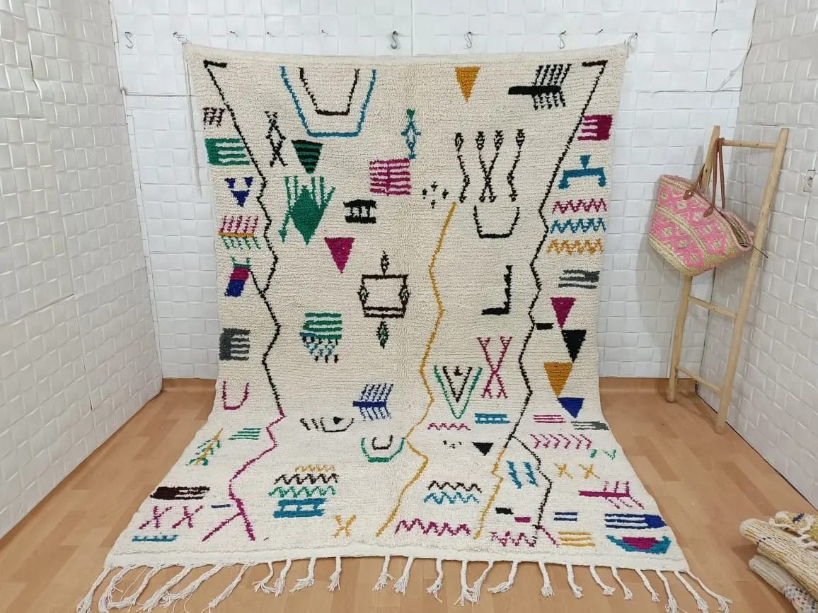 100% HANDGEMAAKT MAROKKAANS TAPIJT 150 - 250 cm nr 184